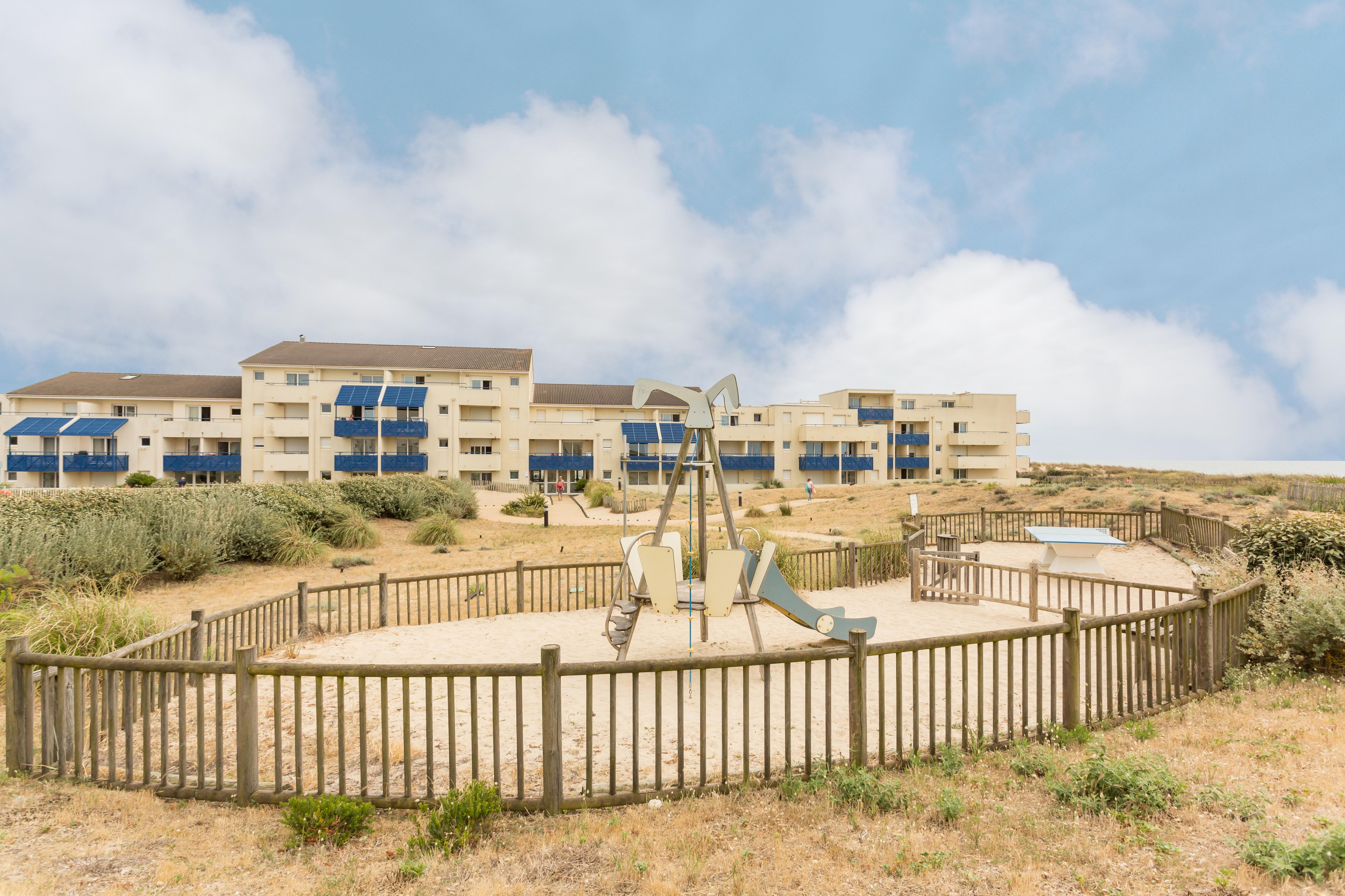 Residence Pierre & Vacances Bleu Marine 拉卡诺 外观 照片